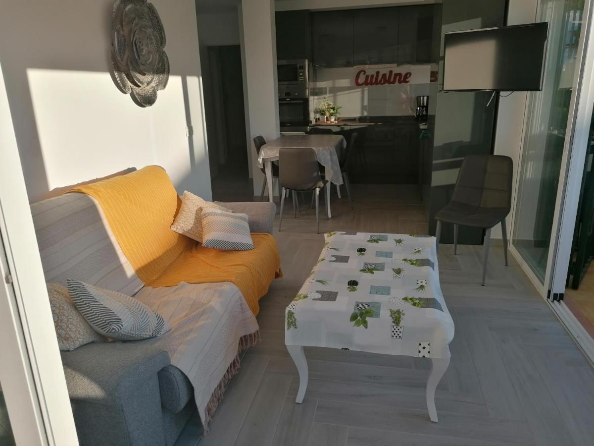 Appartement Moderne Pour 6 Adultes Benalmadena Ngoại thất bức ảnh